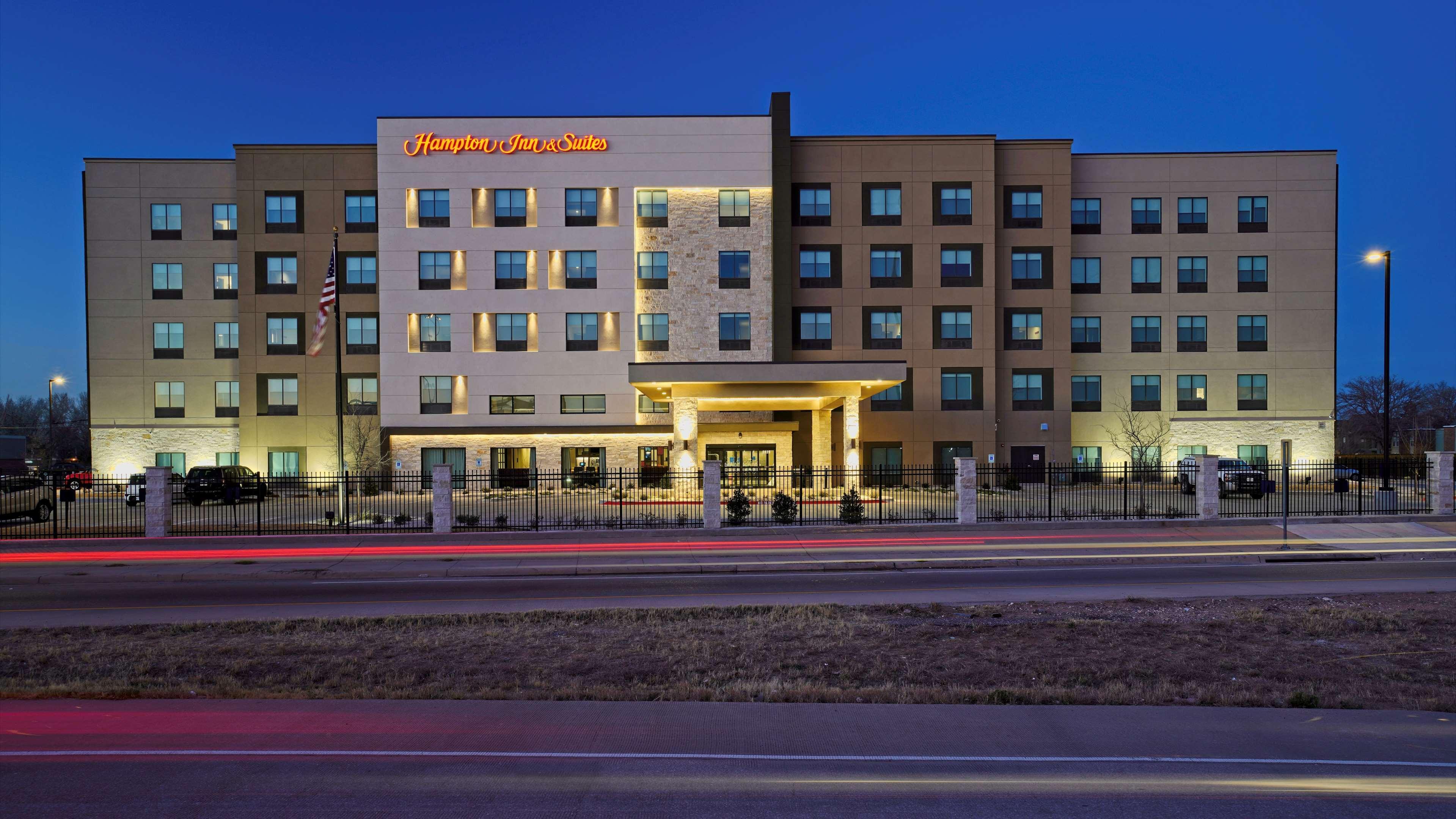 Hampton Inn & Suites Lubbock University, Tx Ngoại thất bức ảnh